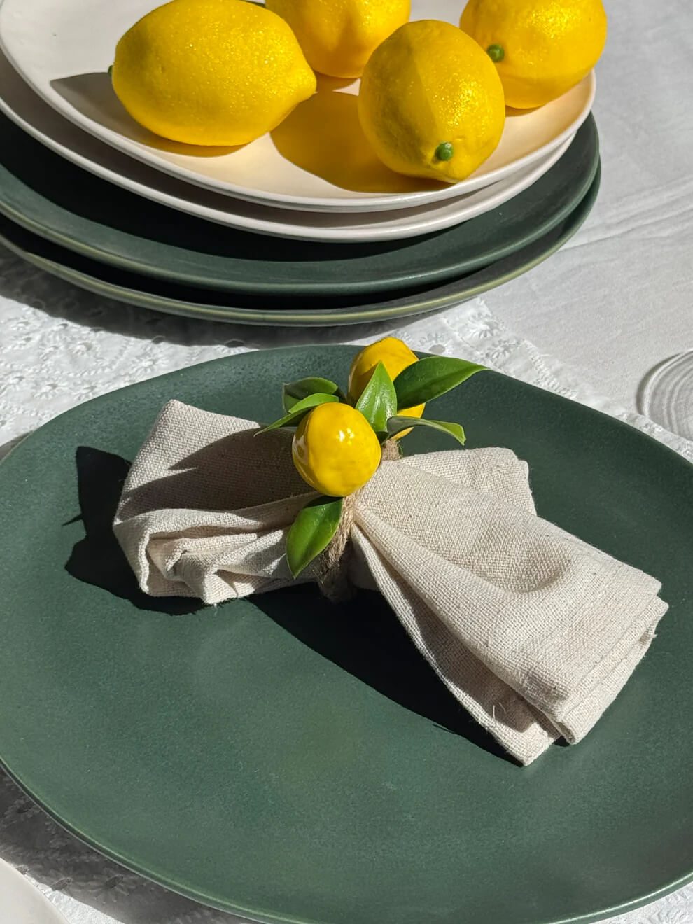 Чиния за основно хранене от порцеланова каменина Tera Olive, 27см