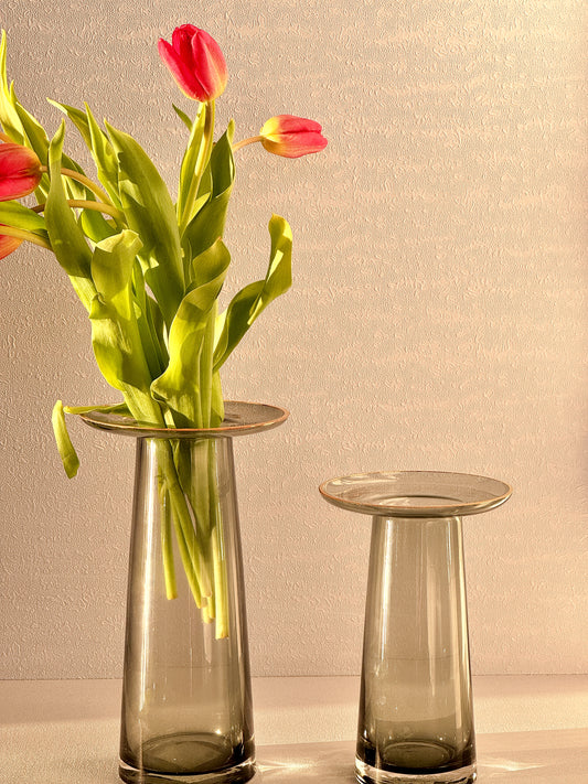 Голяма стъклена ваза Kalla Dark, 25см