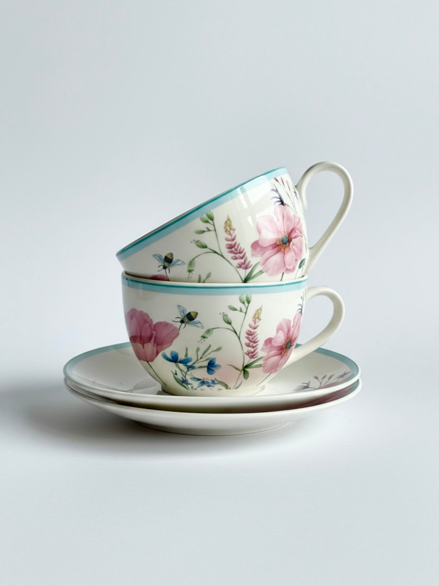 2 броя чаши за кафе с чинийки Ayre, 235мл