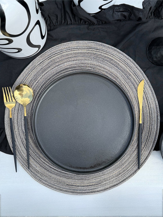 Чиния за основно хранене от порцеланова каменина Black Stone, 27см