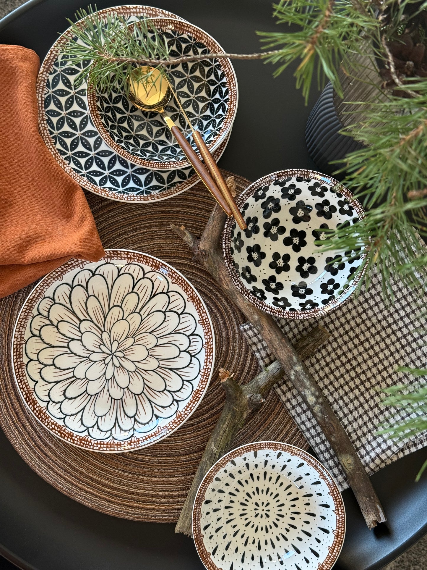 Дълбока чиния за хранене Dorna, 21см